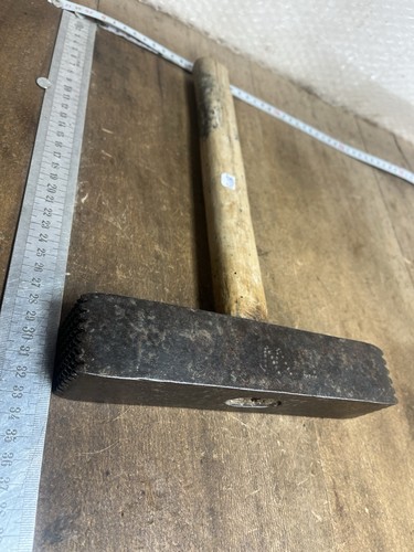 Outil ancien old tool - outil,