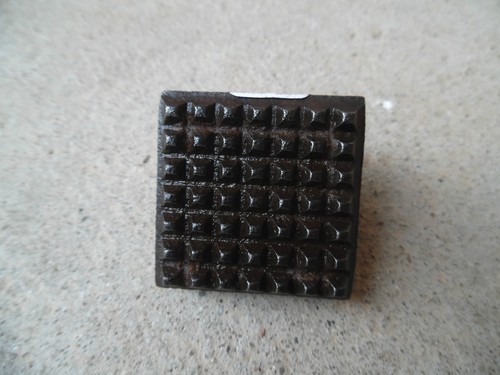 Old tool outil - ), /