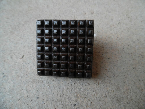 Old tool outil - ),