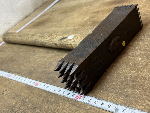 Outil ancien old tool - ancien,